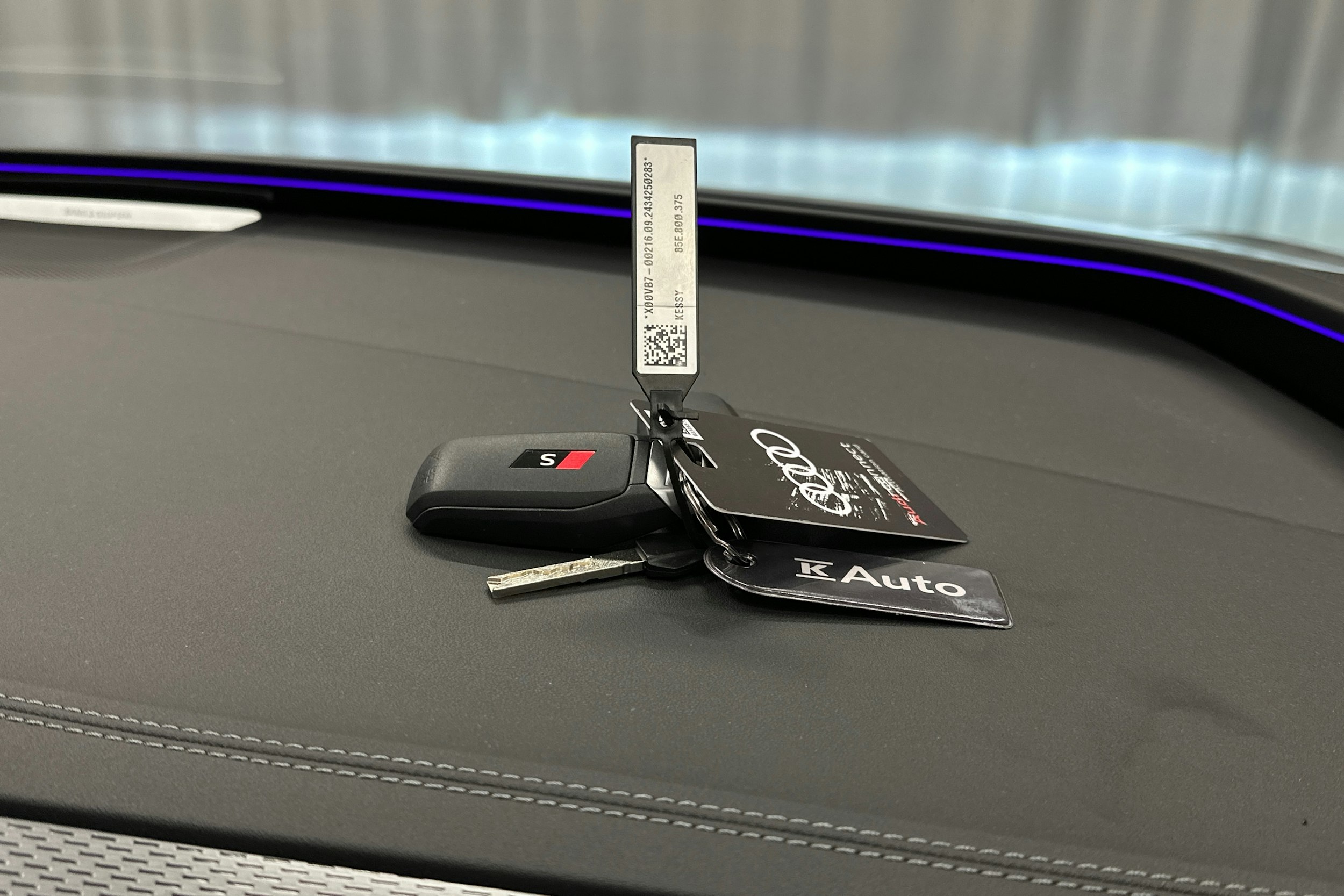 sininen Audi S6 e-tron 2025 kuva 40.