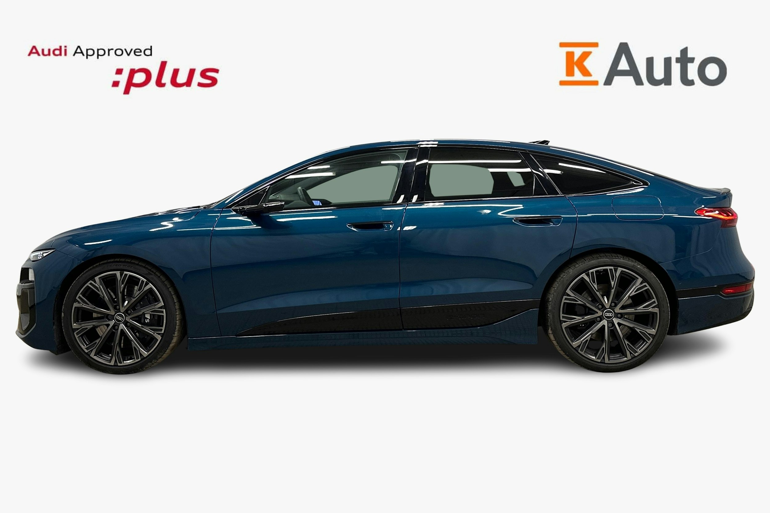 sininen Audi S6 e-tron 2025 kuva 6.