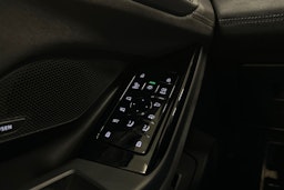 sininen Audi S6 e-tron 2025 kuva 32.