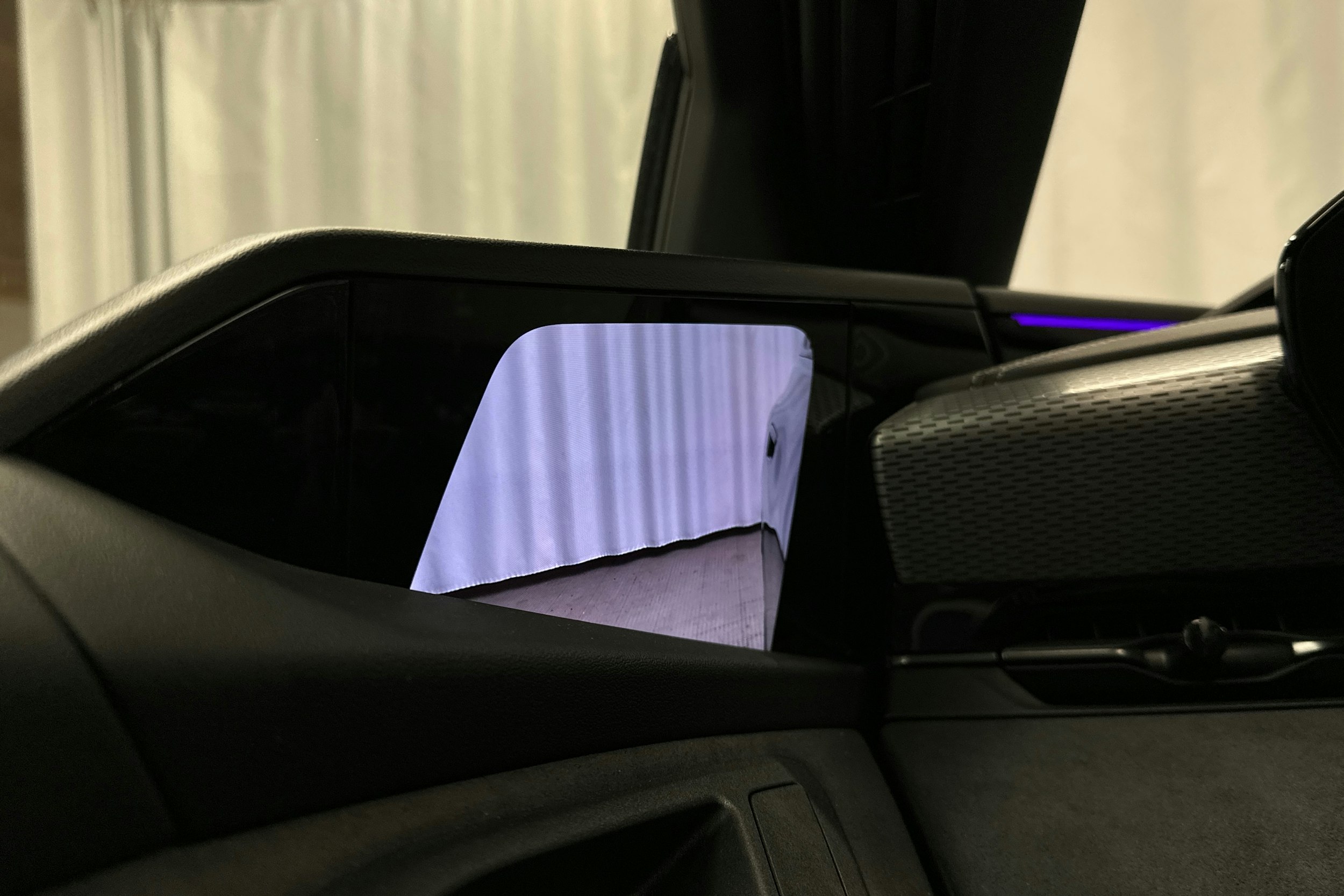 sininen Audi S6 e-tron 2025 kuva 33.