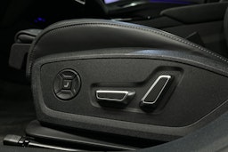 sininen Audi S6 e-tron 2025 kuva 34.