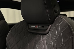 sininen Audi S6 e-tron 2025 kuva 36.