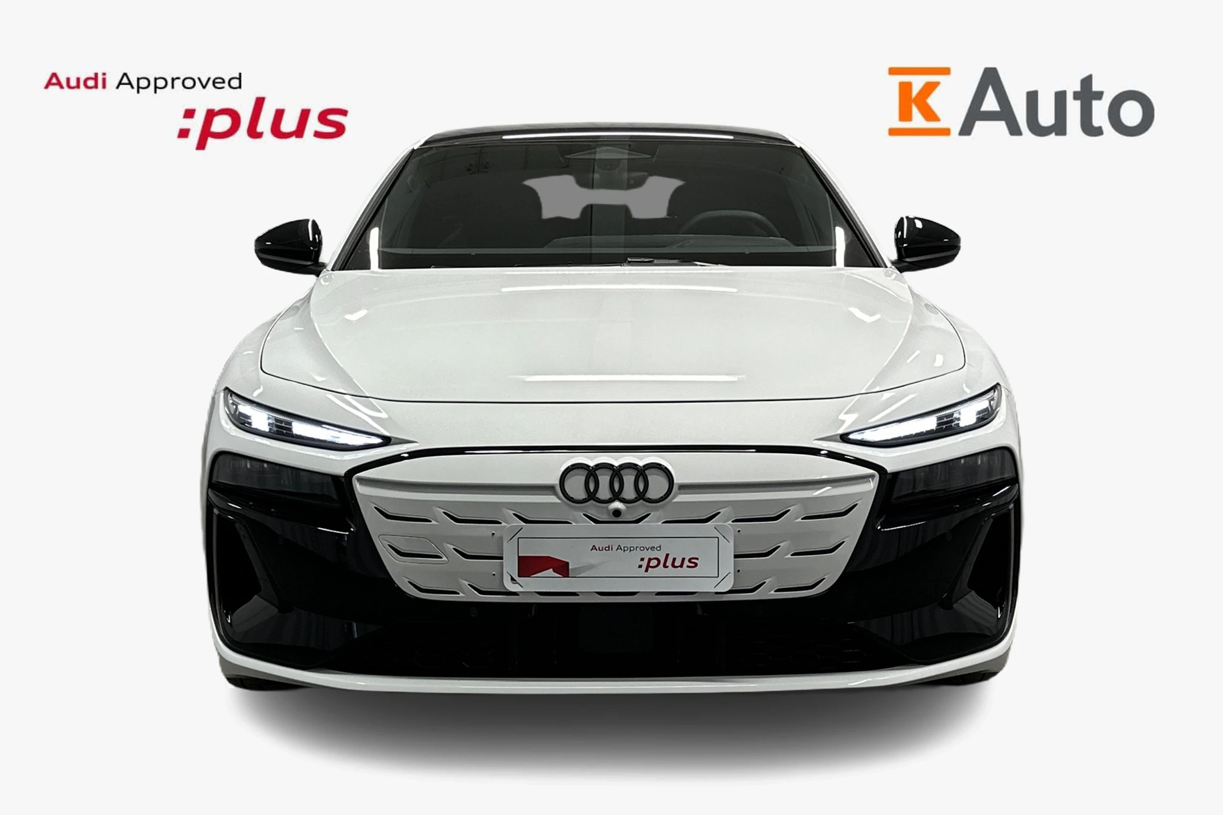 valkoinen Audi S6 e-tron 2025 kuva 4.