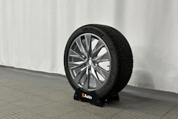 valkoinen Audi S6 e-tron 2025 kuva 10.