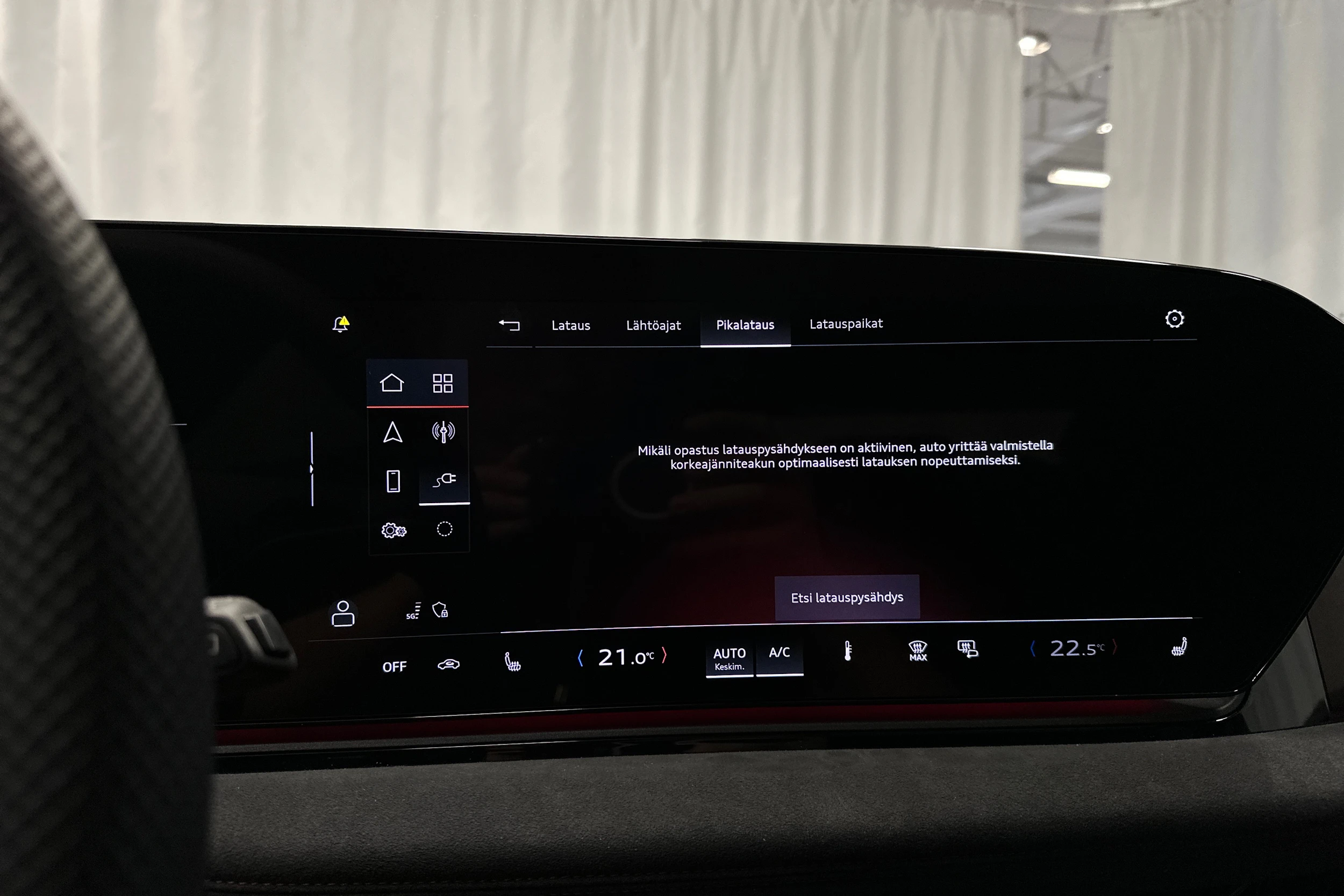 valkoinen Audi S6 e-tron 2025 kuva 25.