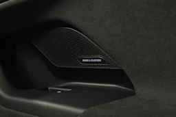 valkoinen Audi S6 e-tron 2025 kuva 28.
