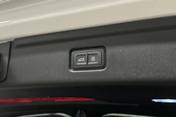 valkoinen Audi S6 e-tron 2025 kuva 33.