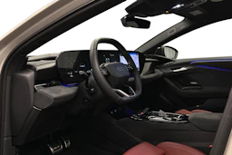 keltainen Audi S6 e-tron 2025 kuva 6.
