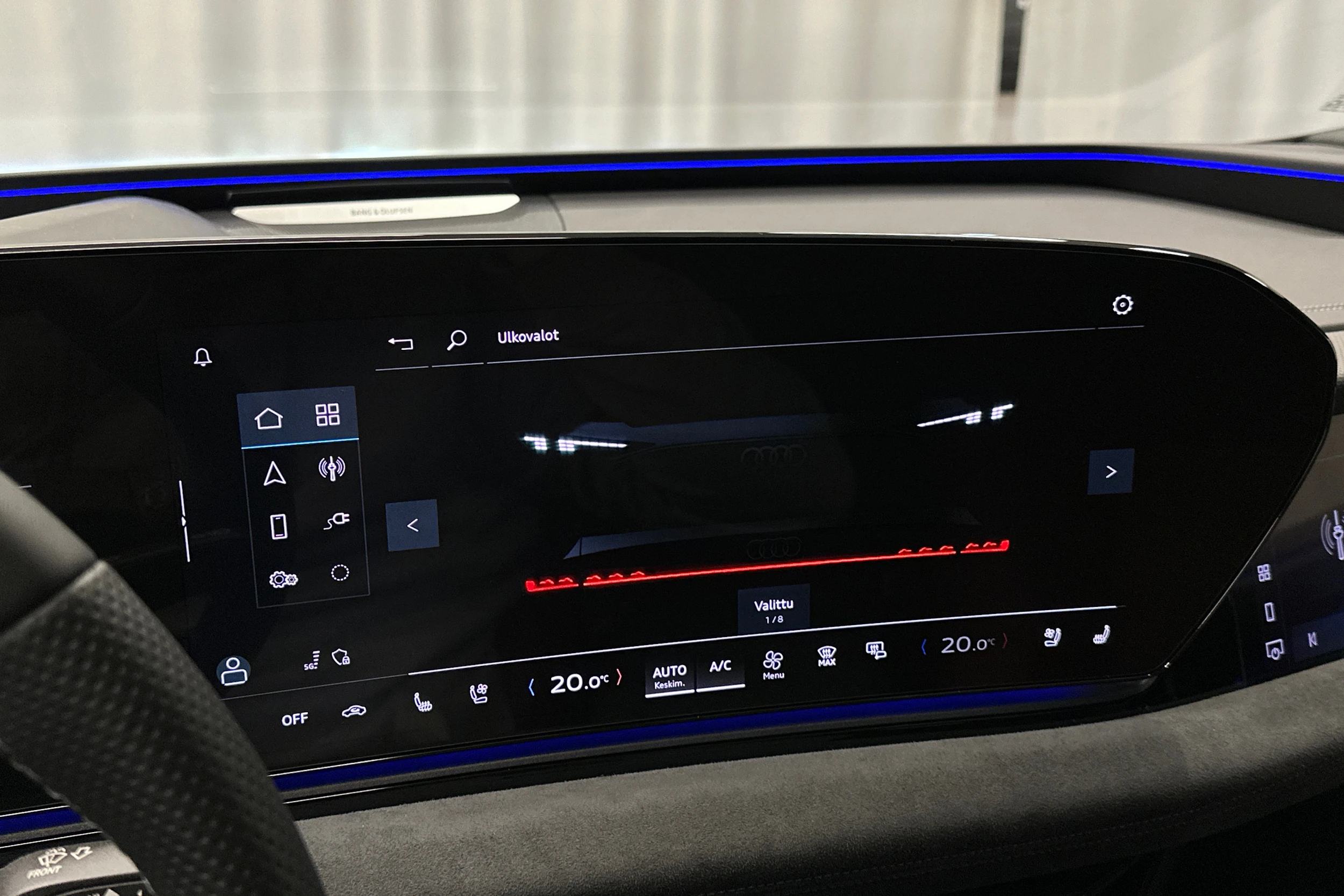 keltainen Audi S6 e-tron 2025 kuva 16.