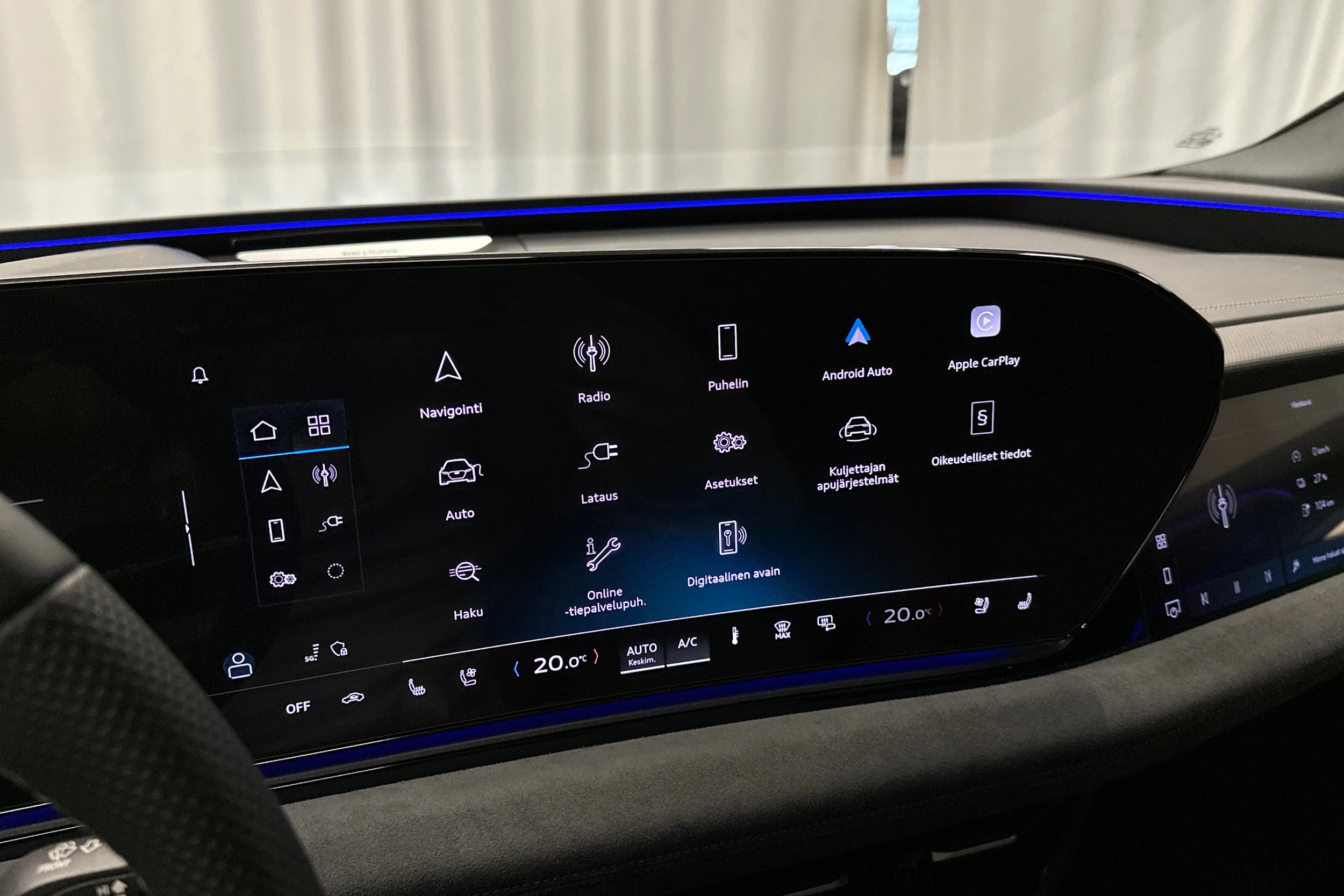 keltainen Audi S6 e-tron 2025 kuva 21.