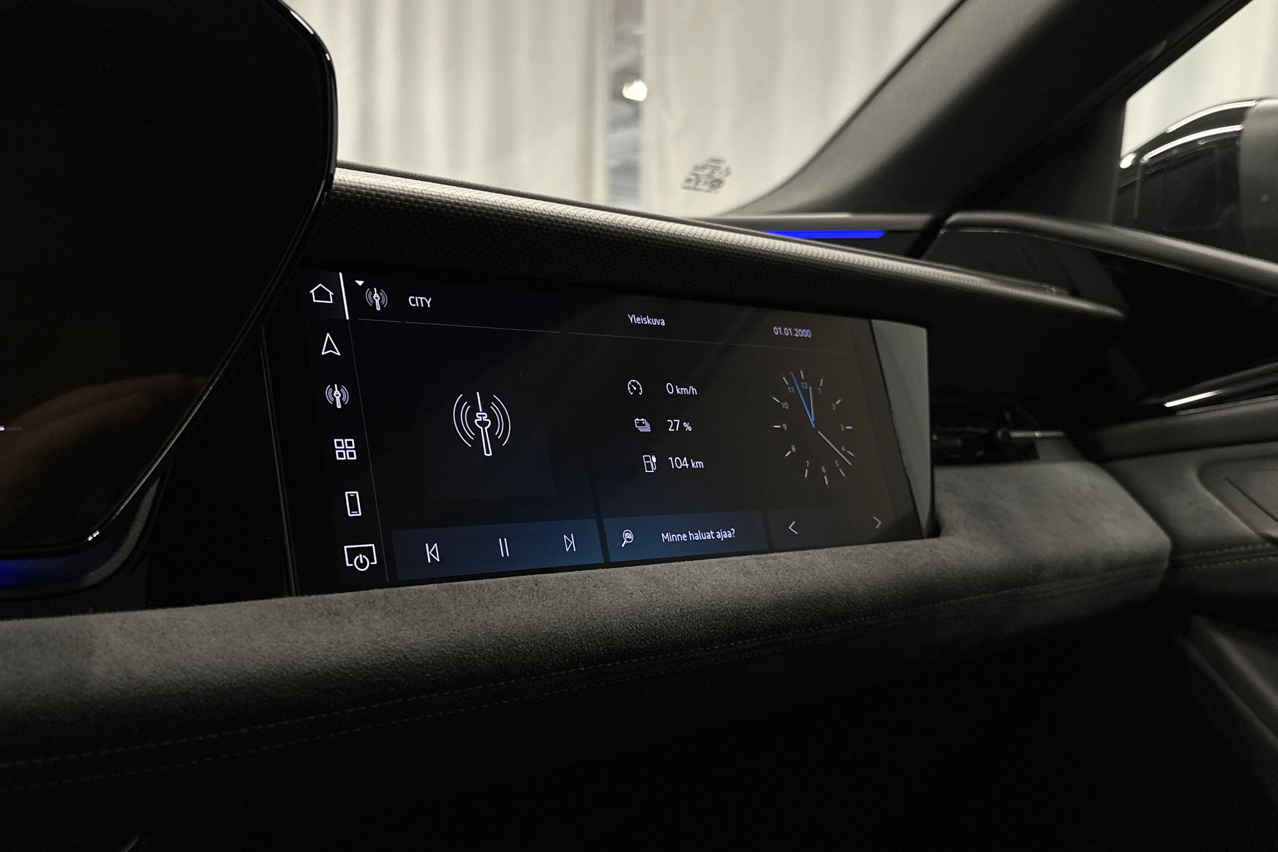 keltainen Audi S6 e-tron 2025 kuva 22.