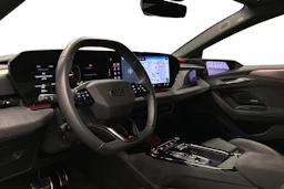 beige Audi S6 e-tron 2025 kuva 6.