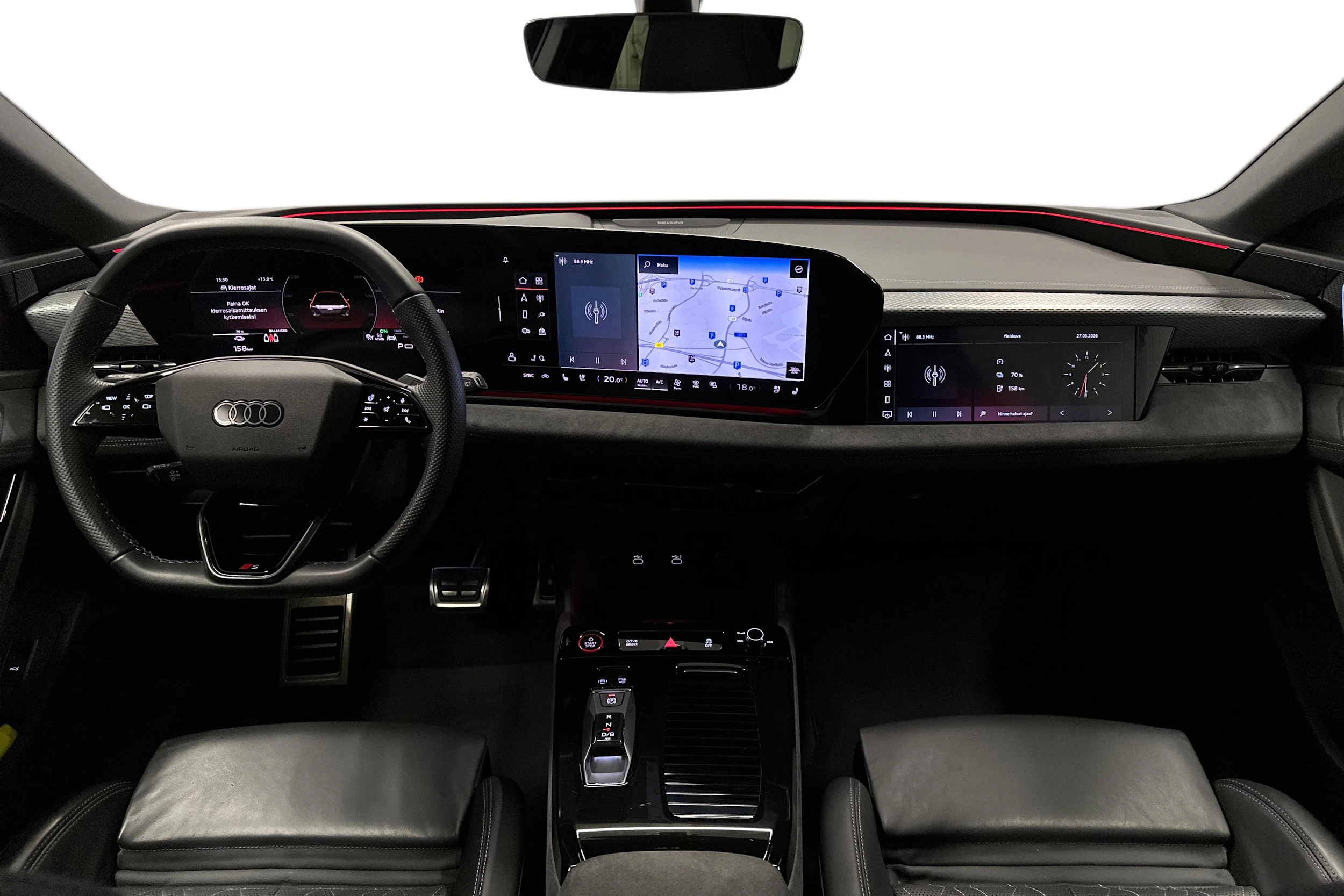 beige Audi S6 e-tron 2025 kuva 7.