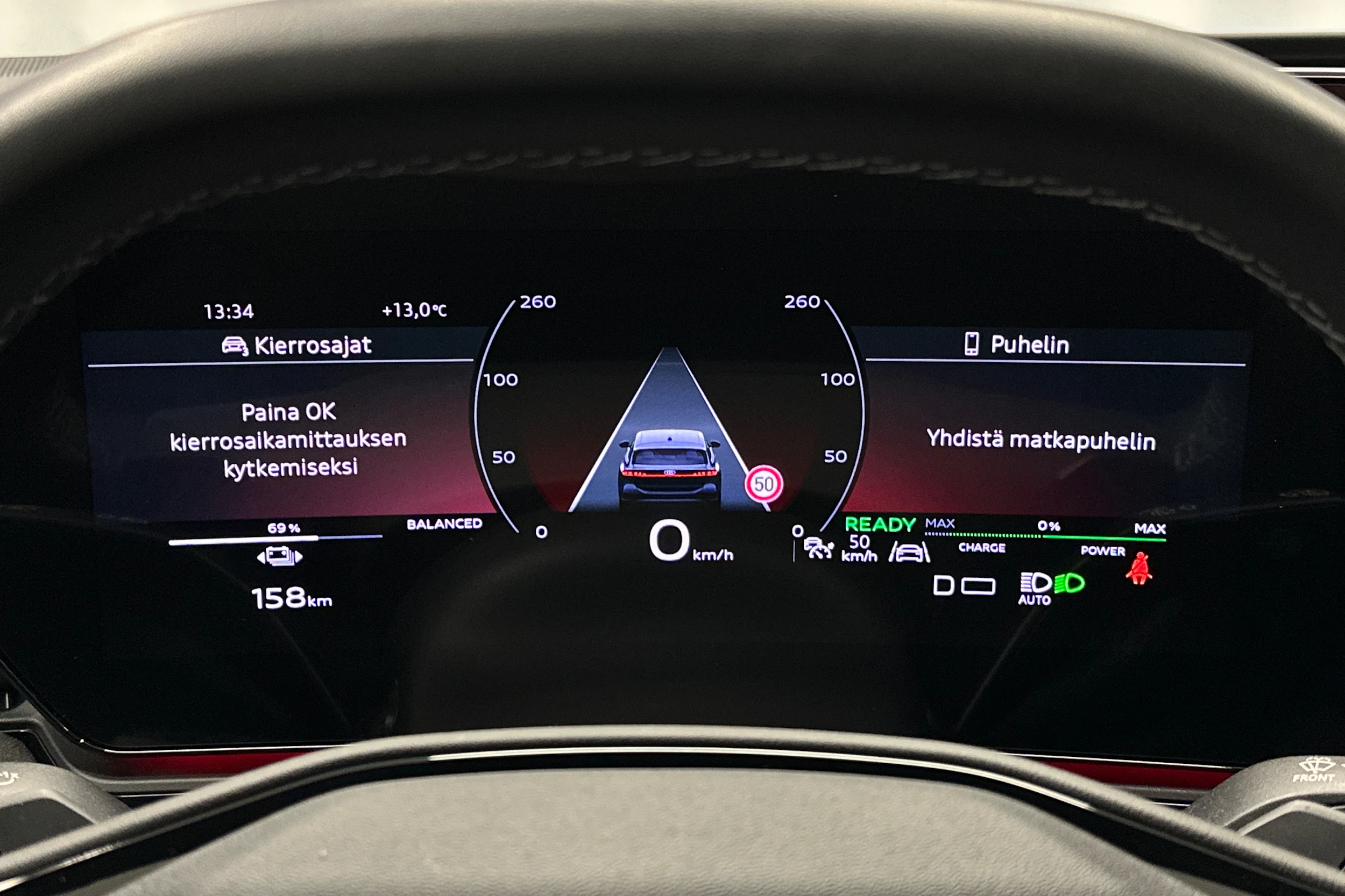 beige Audi S6 e-tron 2025 kuva 23.