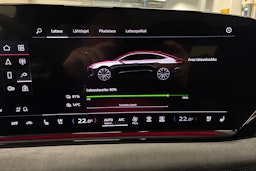 sininen Audi S6 e-tron 2025 kuva 12.