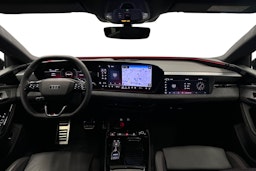 valkoinen Audi S6 e-tron 2025 kuva 9.