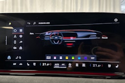 valkoinen Audi S6 e-tron 2025 kuva 29.