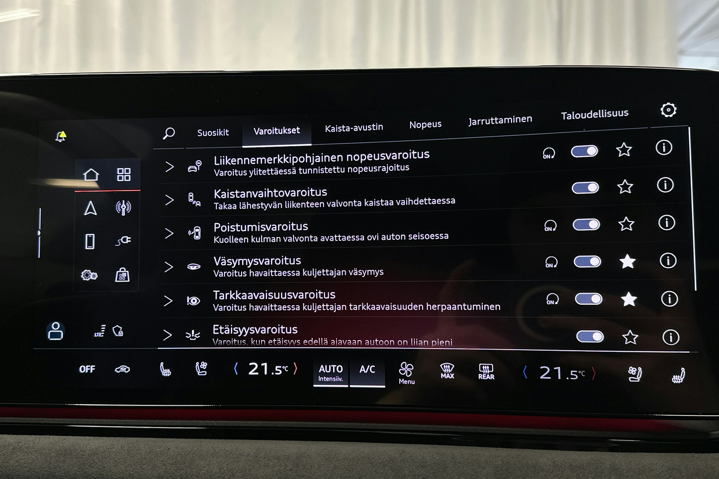 valkoinen Audi S6 e-tron 2025 kuva 31.