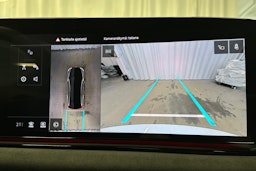 valkoinen Audi S6 e-tron 2025 kuva 37.