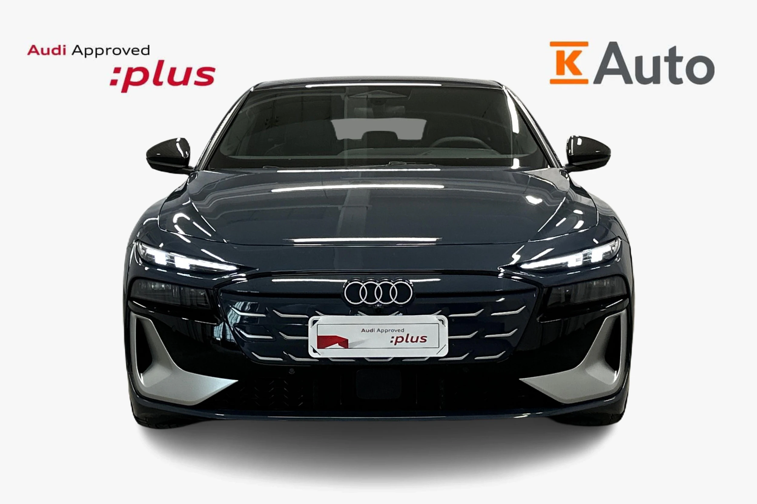sininen Audi S6 e-tron 2025 kuva 4.