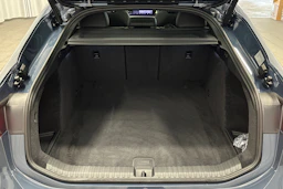 sininen Audi S6 e-tron 2025 kuva 11.