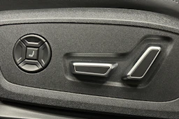 sininen Audi S6 e-tron 2025 kuva 16.