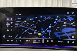 sininen Audi S6 e-tron 2025 kuva 27.