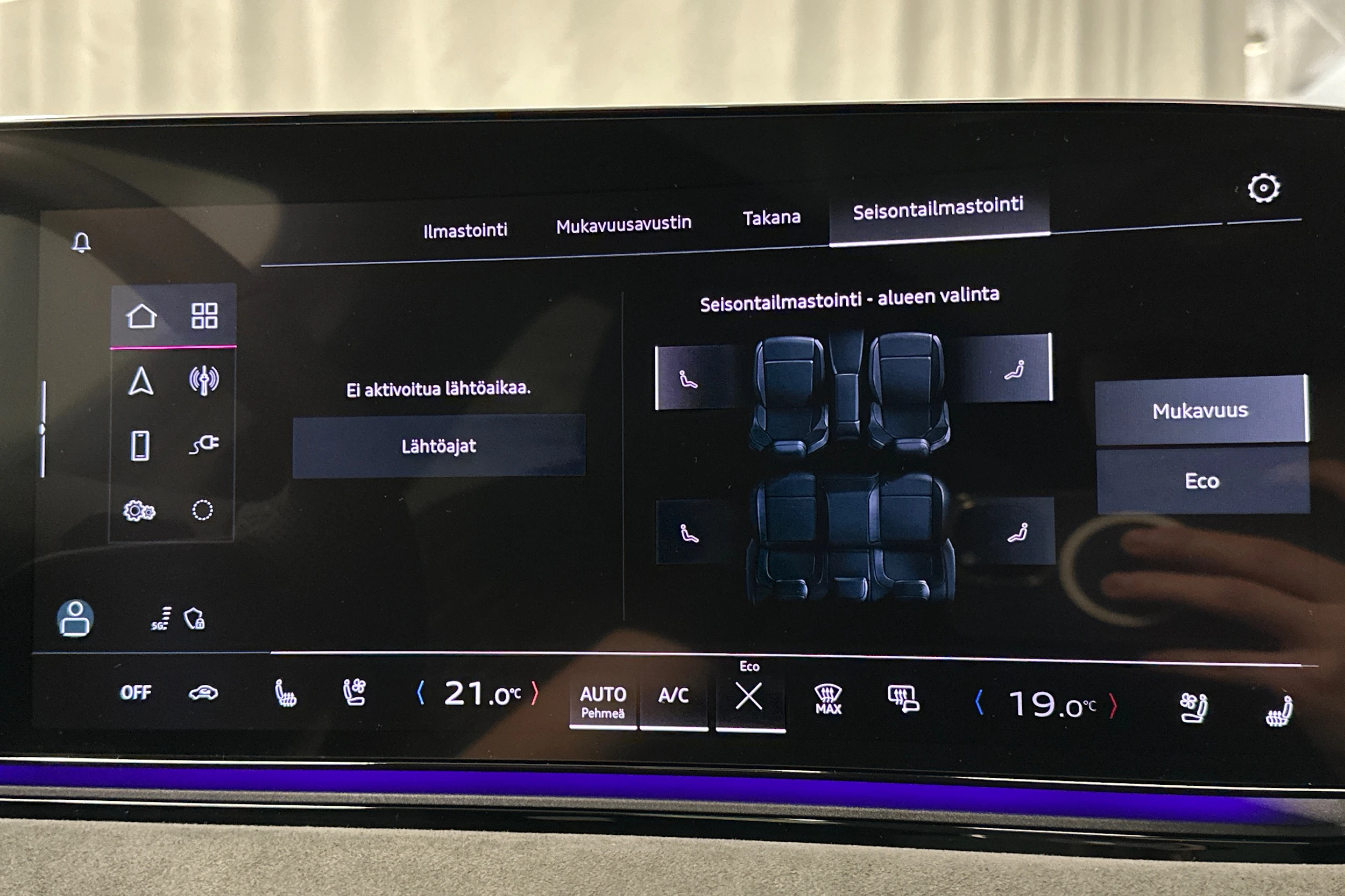 sininen Audi S6 e-tron 2025 kuva 35.