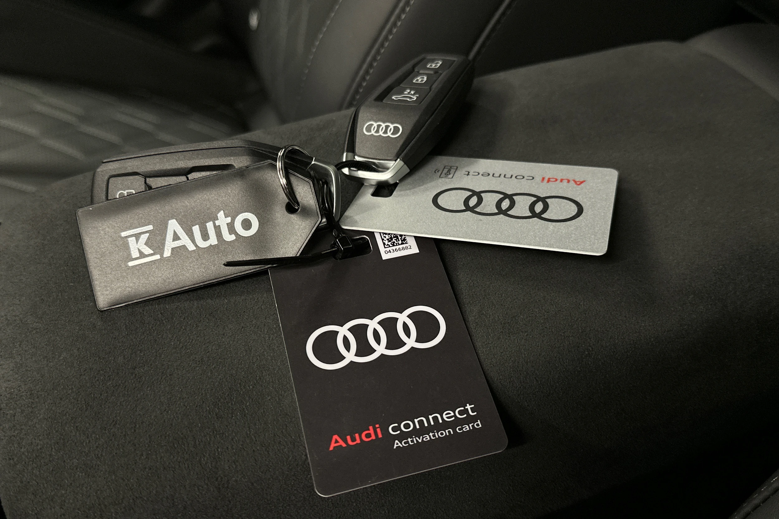 sininen Audi S6 e-tron 2025 kuva 41.