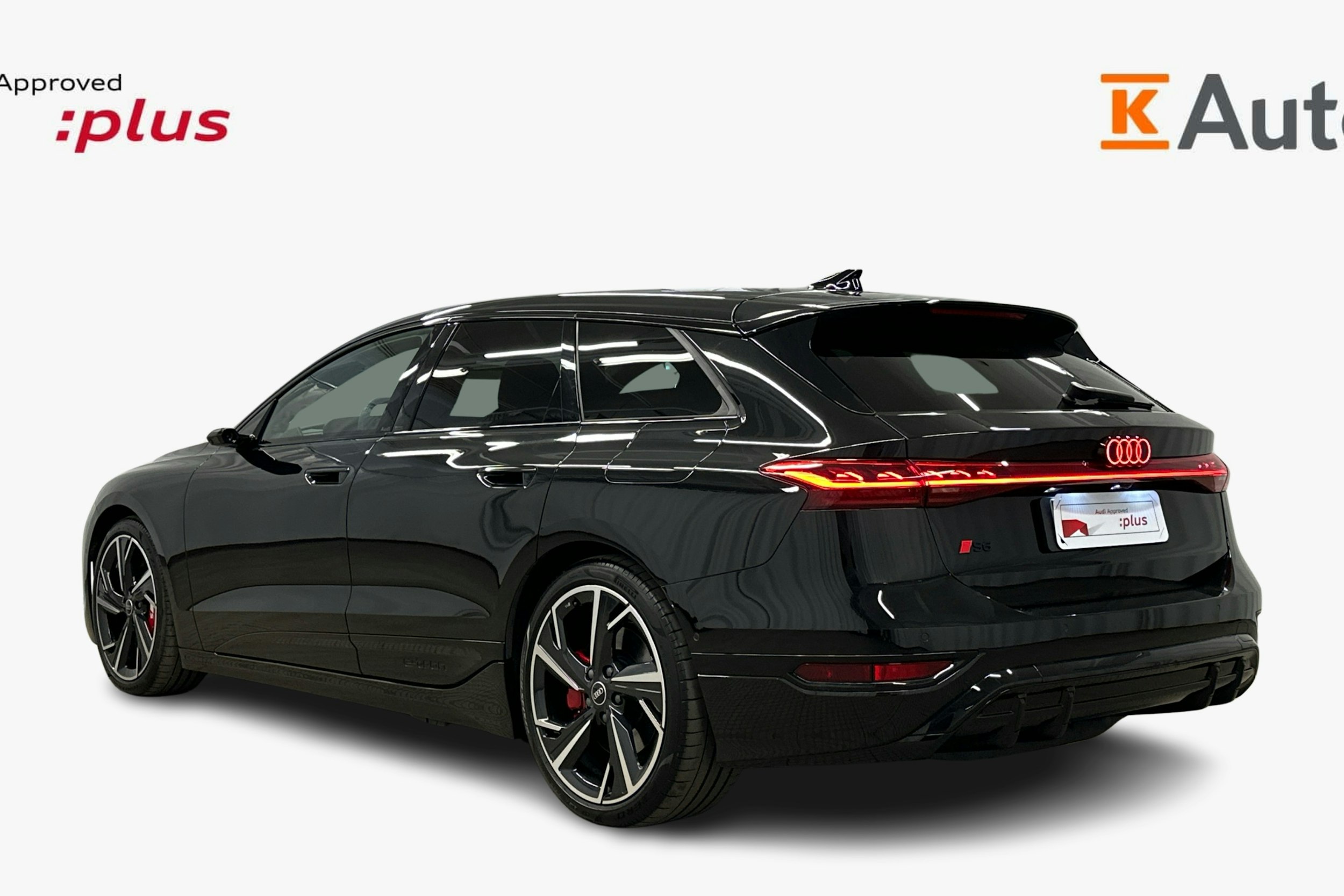 musta Audi S6 e-tron 2025 kuva 2.