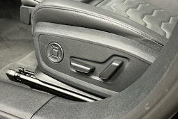 musta Audi S6 e-tron 2025 kuva 32.