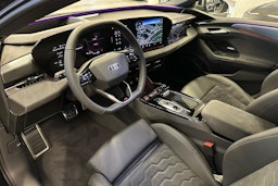 met. musta Audi S6 e-tron 2025 kuva 6.