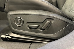 met. musta Audi S6 e-tron 2025 kuva 15.