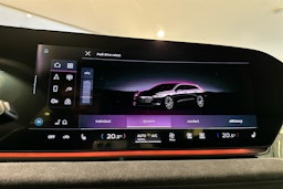 met. musta Audi S6 e-tron 2025 kuva 19.