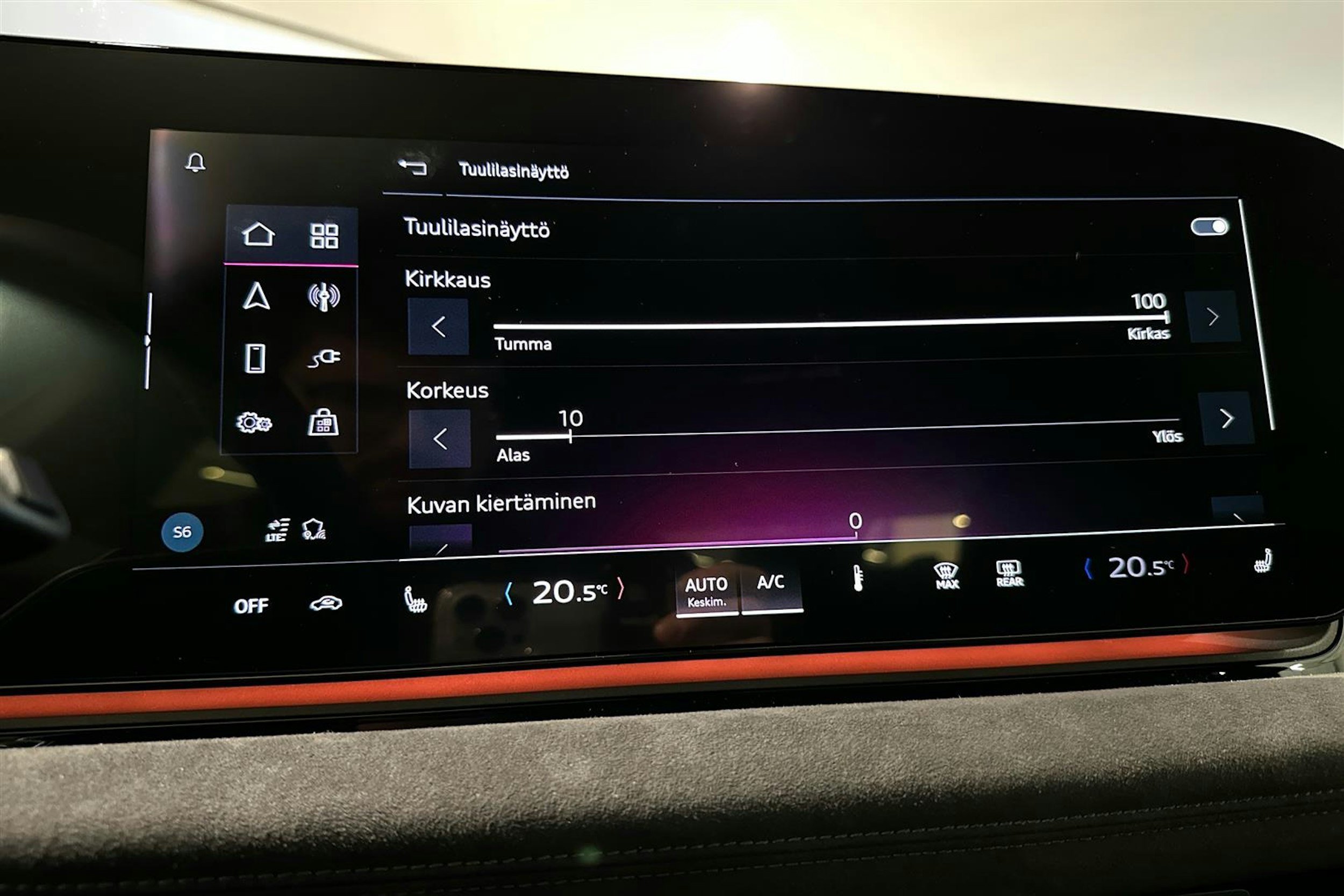 met. musta Audi S6 e-tron 2025 kuva 23.