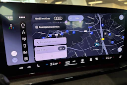 valkoinen Audi SQ6 e-tron 2026 kuva 11.