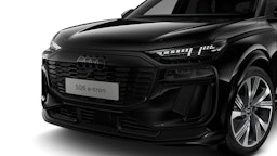 musta Audi SQ6 e-tron 2024 kuva 6.