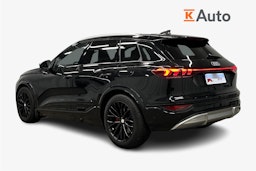 musta Audi SQ6 e-tron 2024 kuva 2.