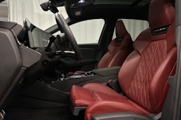 musta Audi SQ6 e-tron 2024 kuva 29.