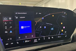 Musta Audi SQ6 e-tron 2024 kuva 15.