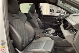 valkoinen Audi SQ6 e-tron 2024 kuva 27.