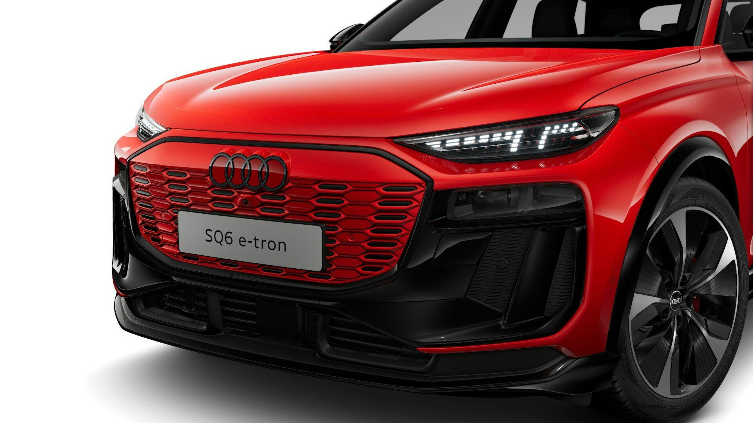 punainen Audi SQ6 e-tron 2025 kuva 2.