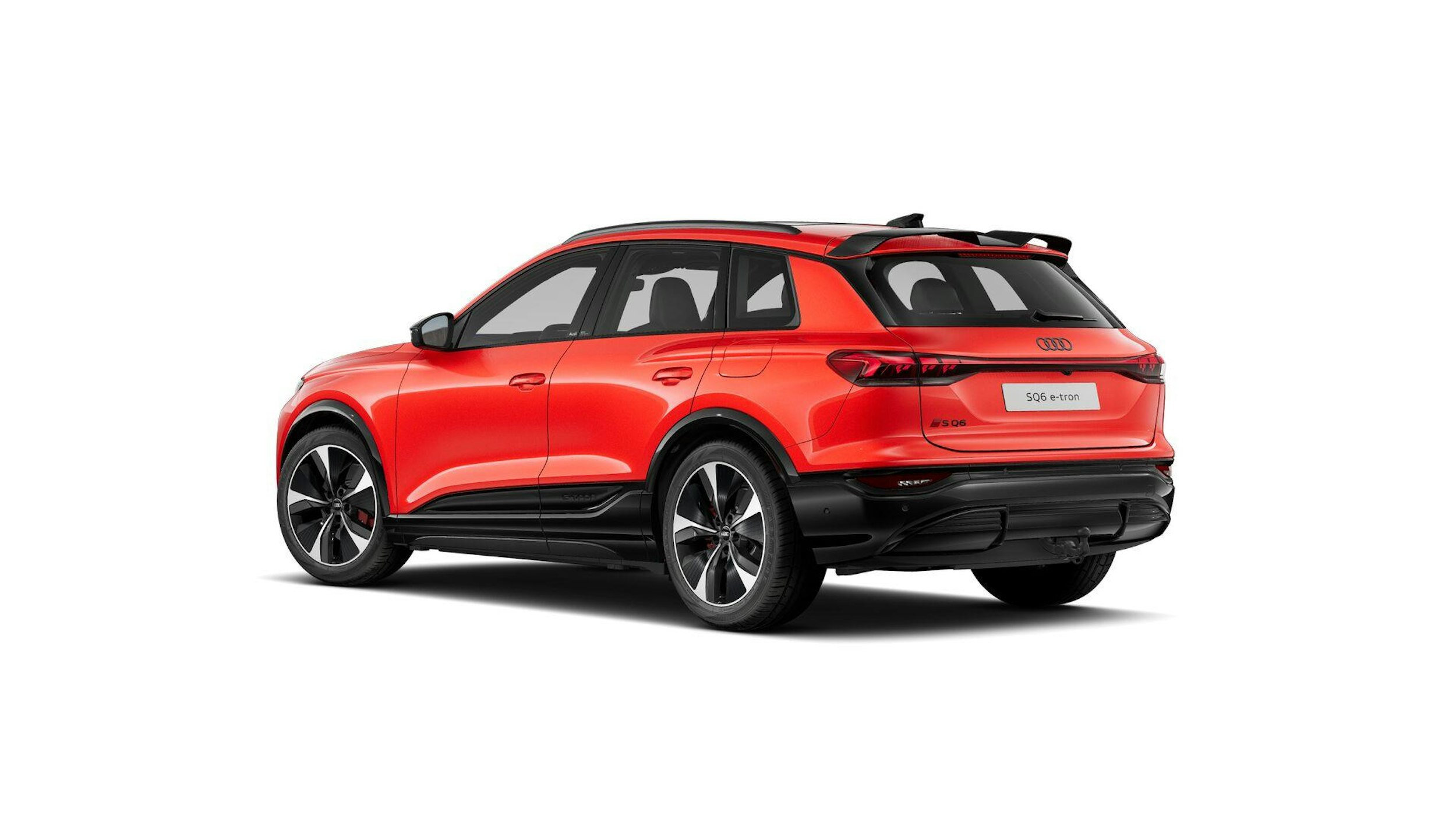 punainen Audi SQ6 e-tron 2025 kuva 5.