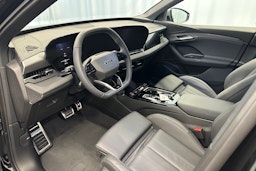 musta Audi SQ6 e-tron 2025 kuva 3.