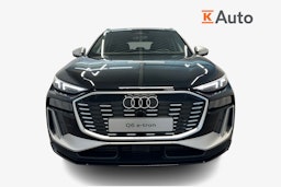 musta Audi SQ6 e-tron 2025 kuva 25.