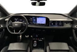 musta Audi SQ6 e-tron 2025 kuva 9.