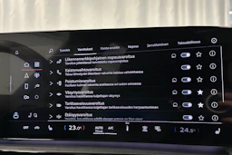 musta Audi SQ6 e-tron 2025 kuva 33.