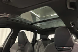 musta Audi SQ6 e-tron 2025 kuva 42.