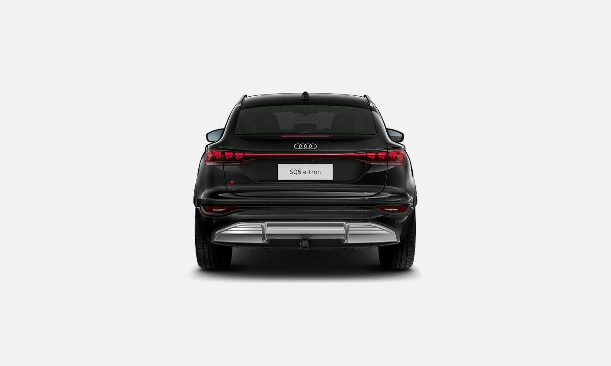 musta Audi SQ6 e-tron 2025 kuva 5.