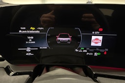 harmaa Audi SQ6 e-tron 2025 kuva 11.